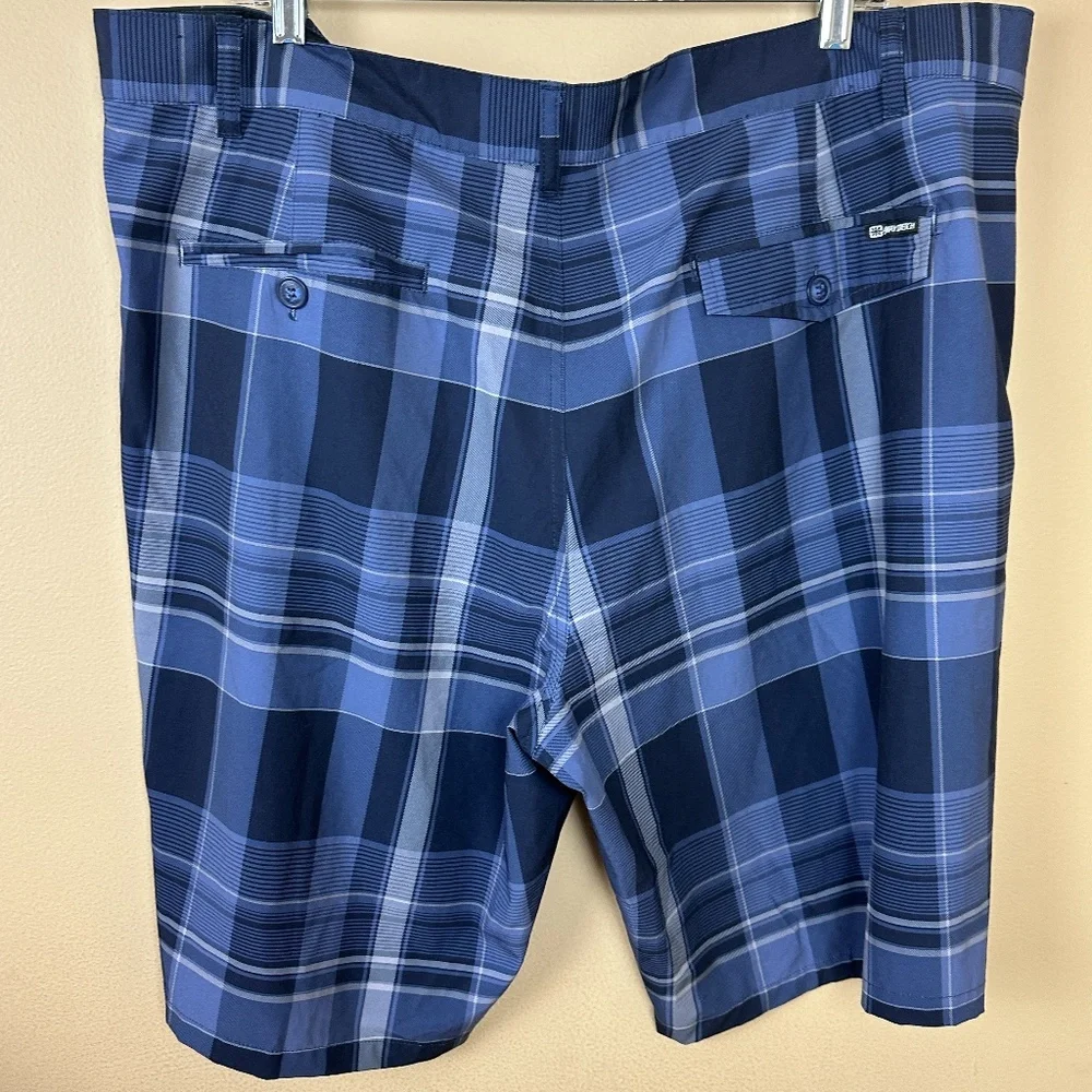 Men's Op Shorts Size 42 Waist